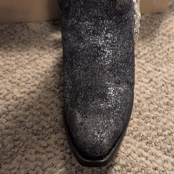 Corral Leather Cowboy Boots - Picture 4 of 10